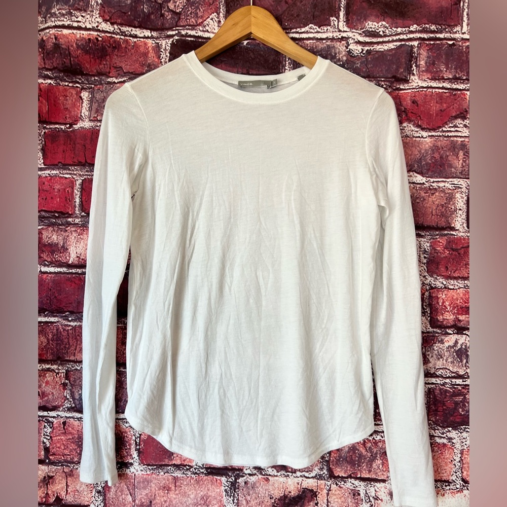 Vince Essential Long Sleeve Crew Neck Tee – Optic White